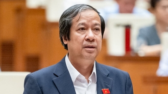 Bộ trưởng Nguyễn Kim Sơn phản hồi việc sách giáo khoa liên tục được thay thế, bổ sung