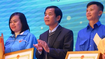 Lãnh đạo Thừa Thiên Huế đối thoại với bạn trẻ, đề nghị không cần kịch bản