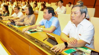 Nâng thời hạn tạm trú đối với người nước ngoài lên 45 ngày
