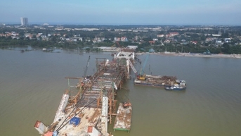 Nhat Le 3 Bridge 프로젝트의 토지 정리 문제