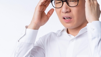 Tại sao bạn đau đầu?