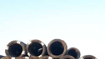 Phó Thủ tướng đề nghị 2 bộ nghiên cứu kiến nghị về thép nhập khẩu