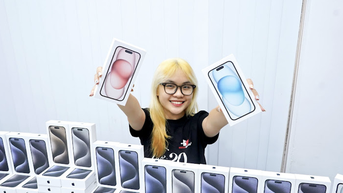 Cận cảnh kho hàng iPhone 15 series chính hãng được giao đến tay người dùng