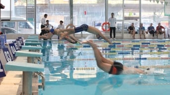 Hà Nội khuyến khích xã hội hóa trong tổ chức dạy bơi cho học sinh