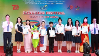 សិស្សានុសិស្សហាណូយរំភើបក្នុងពិធីបុណ្យភាសាឆ្នាំសិក្សា 2024