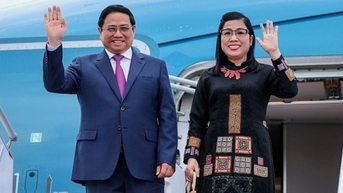 Thủ tướng Chính phủ Phạm Minh Chính và Phu nhân lên đường thăm chính thức Thổ Nhĩ Kỳ và tham dự COP28