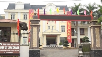 ស្រុកមួយក្នុងខេត្ត Thanh Hoa មានមន្ត្រី និងថ្នាក់ដឹកនាំចំនួន ៨ នាក់ ដែលដាក់ពាក្យសុំចូលនិវត្តន៍មុនកាលកំណត់។