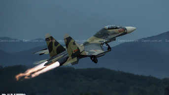 Tiêm kích Su-27, Yak-130, trực thăng "khạc lửa" tiêu diệt mục tiêu diễn tập