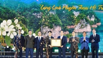 Tuyên Quang khai mạc Lễ hội ‘Hương sắc Na Hang’ năm 2024