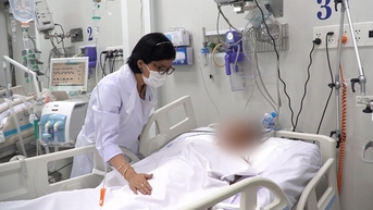 1 người tử vong, 2 người nguy kịch sau bữa ăn nấm xào mướp