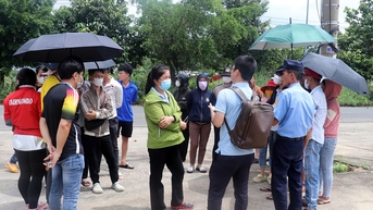Chủ doanh nghiệp ngoại ‘mất tích’, hơn 300 công nhân kêu cứu