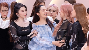 바오 안은 눈물을 흘리며 멈춰야 했고, 디바 홍 눙은 밧줄에 매달려 병원에 가야 했습니다.