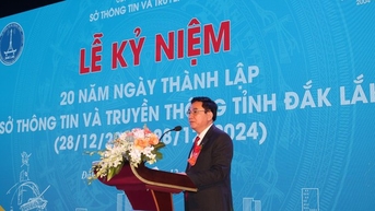នាយកដ្ឋានព័ត៌មាន និងសារគមនាគមន៍ខេត្ត Dak Lak ប្រារព្ធខួបលើកទី 20 នៃការបង្កើត