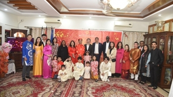 Xuân Quê hương ấm áp tại Islamabad