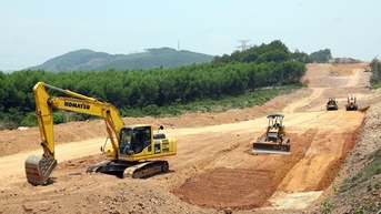 នាយក​រដ្ឋមន្ត្រី​បញ្ជា​ឲ្យ​ដក​ការ​លំបាក​លើ​បទដ្ឋាន តម្លៃ​ឯកតា និង​សម្ភារ​សំណង់​សម្រាប់​ការងារ​ចរាចរណ៍