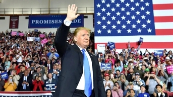 Tỷ phú Mỹ góp 50 triệu USD giúp ông Trump tranh cử