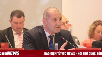 Tổng thống Bulgaria thăm nhà máy VinFast Hải Phòng