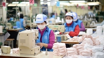 Doanh nghiệp Việt Nam trước sức ép cạnh tranh trên ‘sân nhà’