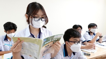 Học sinh lớp 10 đề xuất gì?