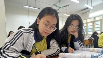 Học sinh 'quay xe' dồn sức cho thi tốt nghiệp THPT