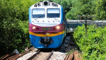 Tìm nguyên nhân sau sự cố nhiều tàu trật bánh ở Thừa Thiên Huế