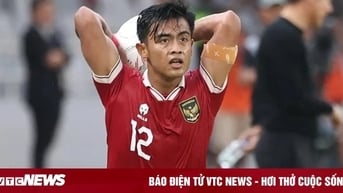 Vì sao cầu thủ U23 Indonesia ném biên thẳng vào lưới không tính bàn thắng?
