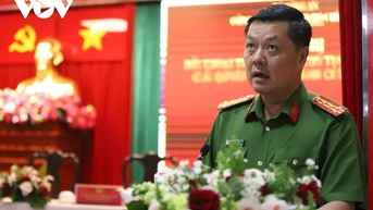 Nhiều người gốc Việt không quốc tịch được cấp căn cước nhờ luật mới