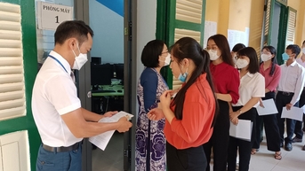 TPHCM: Tuyển dụng 255 giáo viên và 53 nhân viên cho năm học mới