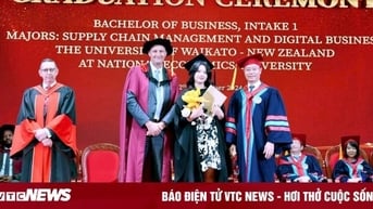 Trao bằng tốt nghiệp cho 60 sinh viên đầu tiên liên kết đào tạo với New Zealand