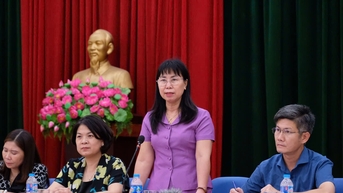 ដំណោះស្រាយករណីឪពុកម្តាយ 'ឡោមព័ទ្ធ' សាលាបឋមសិក្សាតាម៉ូ ៣