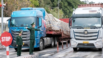Tiết kiệm ngàn tỉ đồng với 'cửa khẩu thông minh'