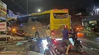 Nạn nhân thứ 5 tử vong trong vụ xe khách đấu đầu trên quốc lộ 20