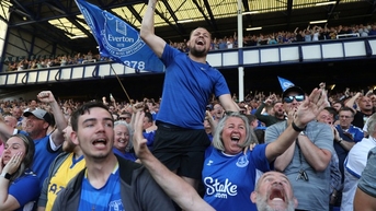 Everton trụ hạng, Leicester, Leeds và Southampton chia tay Ngoại hạng Anh