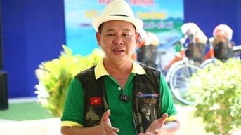 Người đàn ông lên chức cao, làm chủ doanh nghiệp nhờ tên độc lạ