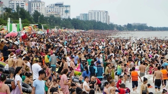 Đón 15,3 triệu lượt khách, du lịch Thanh Hóa "bội thu" hơn 33,8 ngàn tỉ đồng