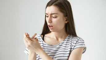 Dấu hiệu cảnh báo xương yếu