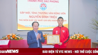 Hải Phòng thưởng 550 triệu đồng cho thủ môn Nguyễn Đình Triệu