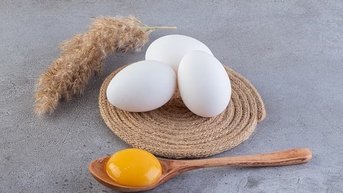 Mắc bệnh gout có được ăn trứng?