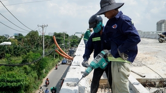 Xây cầu Nam Lý giảm gần 200 tỷ đồng, cấp tập thi công để thông xe trong tháng 9