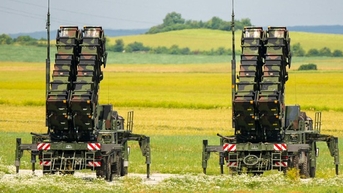 Hãng Raytheon gian lận Bộ Quốc phòng Mỹ gần 1 tỉ USD về tên lửa Patriot, radar