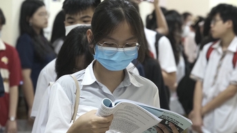 10학년 수학은 교육학 전문학교에서 가장 높은 표준 점수를 받았습니다.