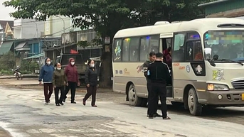 Xuyên đêm vận động người cao tuổi không tham gia "du lịch miễn phí"