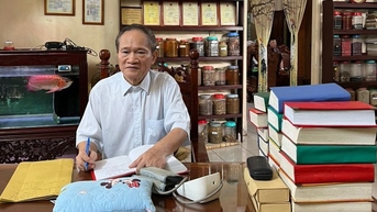 គ្រូពេទ្យដែលមានទេពកោសល្យ និងឧស្សាហ៍ព្យាយាមនៅទីក្រុង Trang Bom
