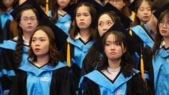 Hơn 77% sinh viên Kinh tế Quốc dân tốt nghiệp loại giỏi, xuất sắc