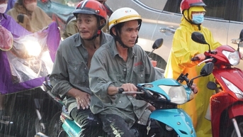 Ảnh hưởng từ bão số 10, thời tiết TP HCM và Nam Bộ những ngày cuối năm ra sao?