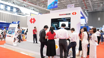 Techcombank ភ្ជាប់តម្លៃដ៏ទូលំទូលាយសម្រាប់អាជីវកម្ម Logistics