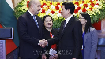 Chủ tịch nước Lương Cường và Tổng thống Bulgaria gặp gỡ báo chí