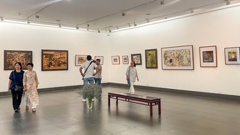Triển lãm "Hà Nội sức sống và niềm tin"