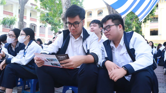 Xem xét giảm tỷ lệ hoặc bỏ hẳn "xét tuyển sớm”