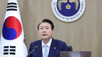 한국 대통령, 내각 개편 계속, 장관급 인사 임명